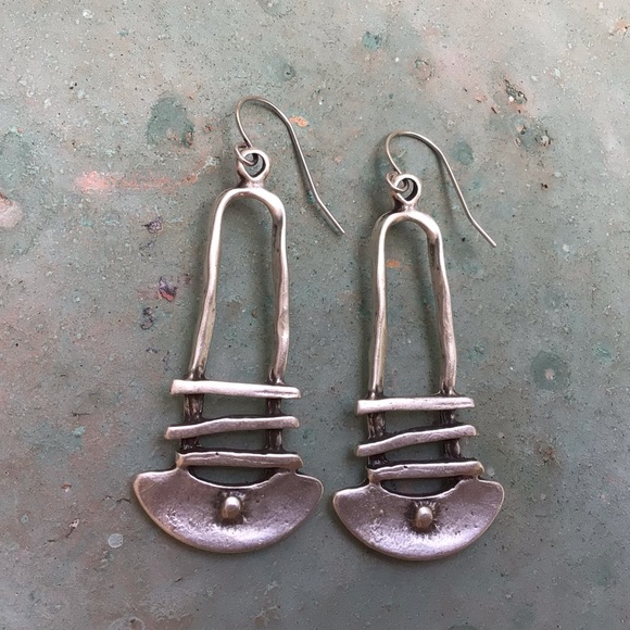 Artisan silver Sundance charm Earrings - Picture 2 of 5